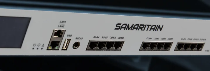 Serveur d'alarmes Samaritain de la marque PCS